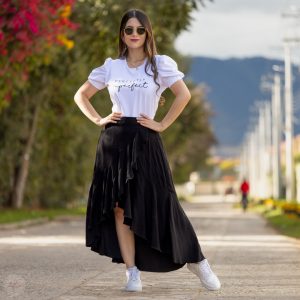 LS2534 Falda larga negra